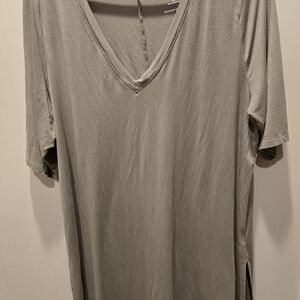 Torrid Women's Olive Green V-Neck Tunic Size 2